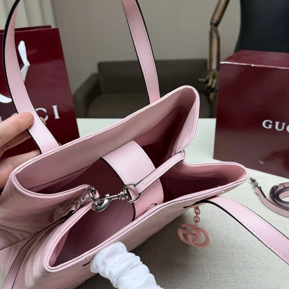 Gucci women's bags - Picture 7 of 8